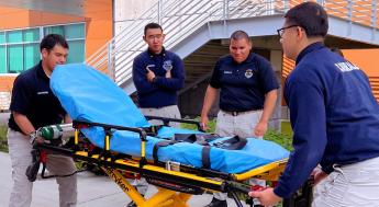 EMT students practicing